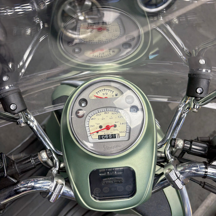 موتورسیکلت وسپا جیتیوی ۱۳۹۸ سبز سیجیورنی