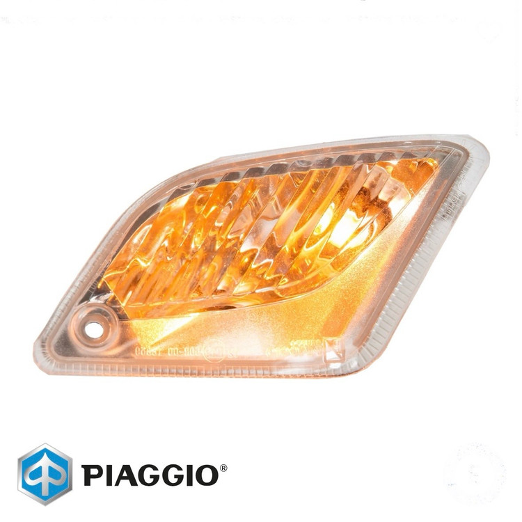 راهنما عقب راست وسپا GTS و GTV اورجینال پیاجیو