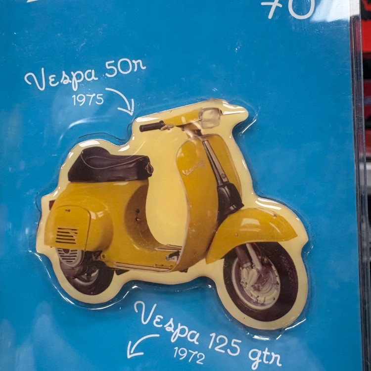 مگنت موتور سیکلت وسپا اورجینال پیاجیو