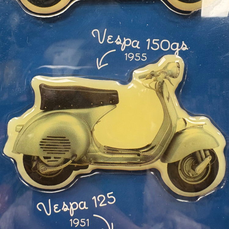 مگنت موتور سیکلت وسپا اورجینال پیاجیو