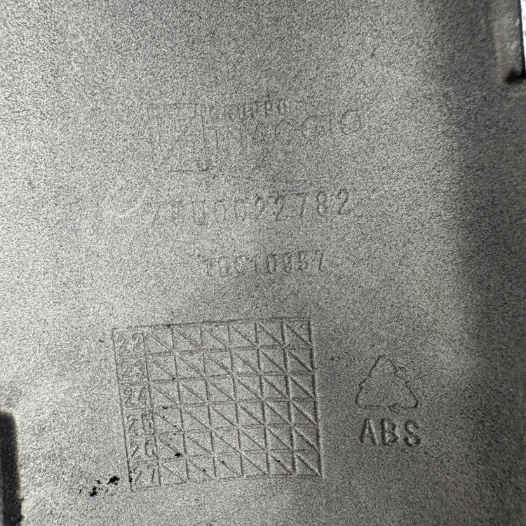 کروات کربن وسپا GTS & GTV Keyless & Hpe اورجینال پیاجیو