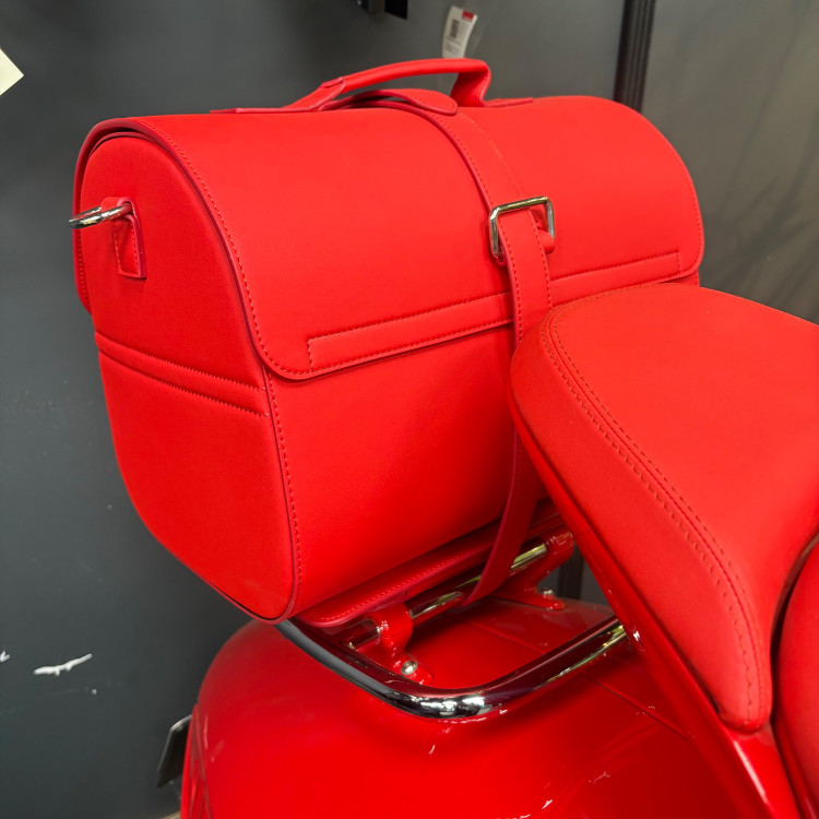 ست کامل کیف چرم وسپا 946 RED اورجینال پیاجیو