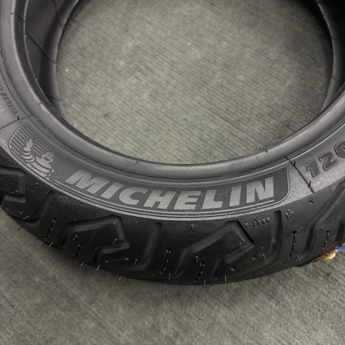 لاستیک میشلن سایز 120/70/11 سال 2023 صربستان